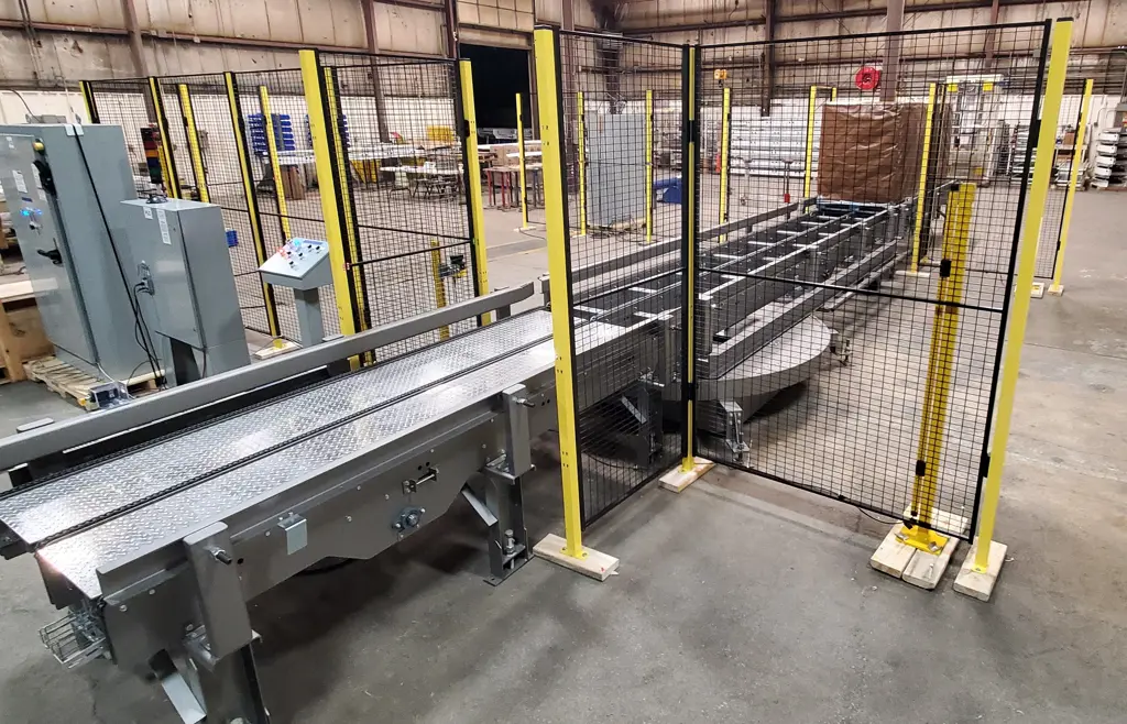 Vallado Axelent protegiendo una cinta transportadora