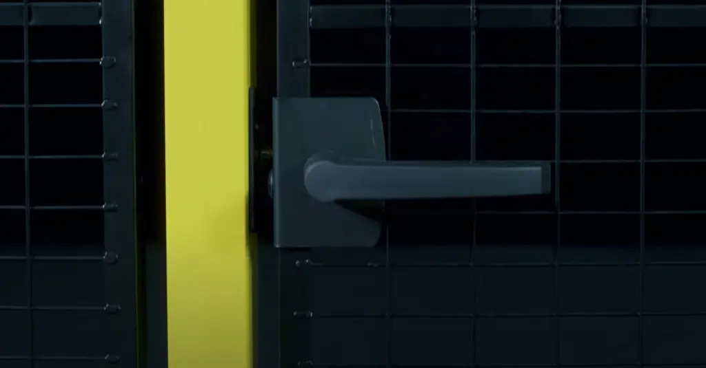 Instalare de Cerradura a presión con Axelent