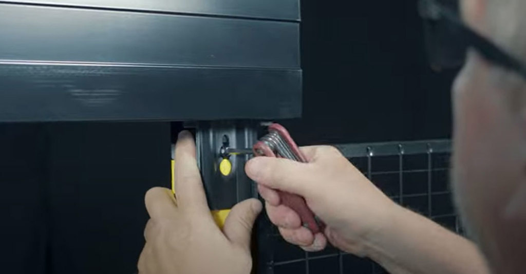 Instalar puerta corredera telescópica doble con carriles con Axelent
