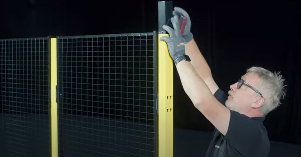 Instalar una puerta corredera telescópica triple con carriles con Axelent